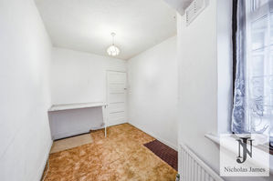 Photo 27- click for photo gallery